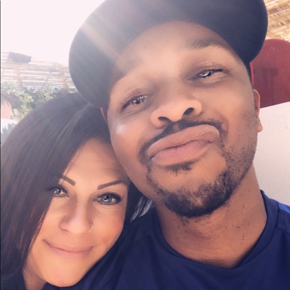 Meet your Posher, Derrick - Picture 1 of 1